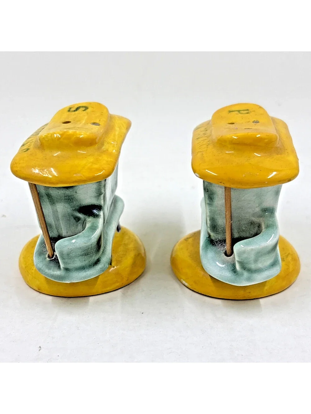 Vintage San Francisco Trolley, Cable Car Salt & Pepper Shakers, Yellow & Green